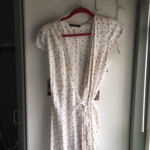 Brandy Melville floral Robbie dress